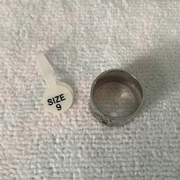 Silver tree ring. - Picture 3 of 5